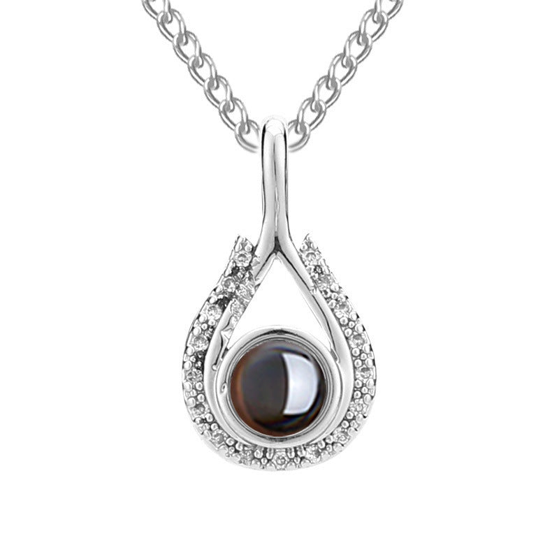 Waterdrop shaped fashion projection necklace with 100 languages. I love you. Color photos, customized lover accessories