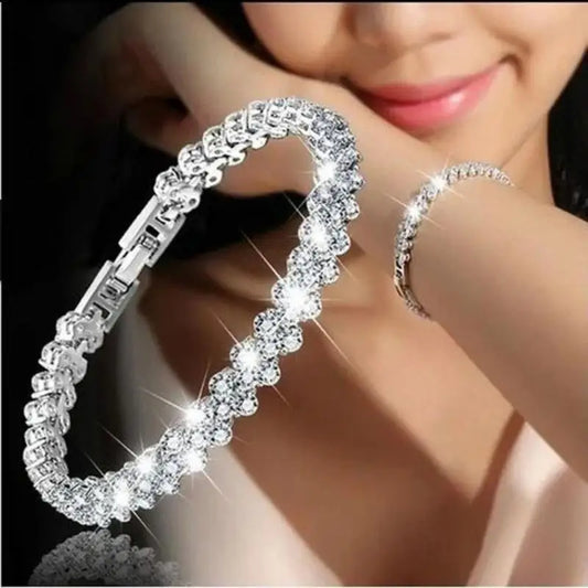 💎 GlowCharm LuxeLink – Roman Crystal Geometric Chain Bracelet
