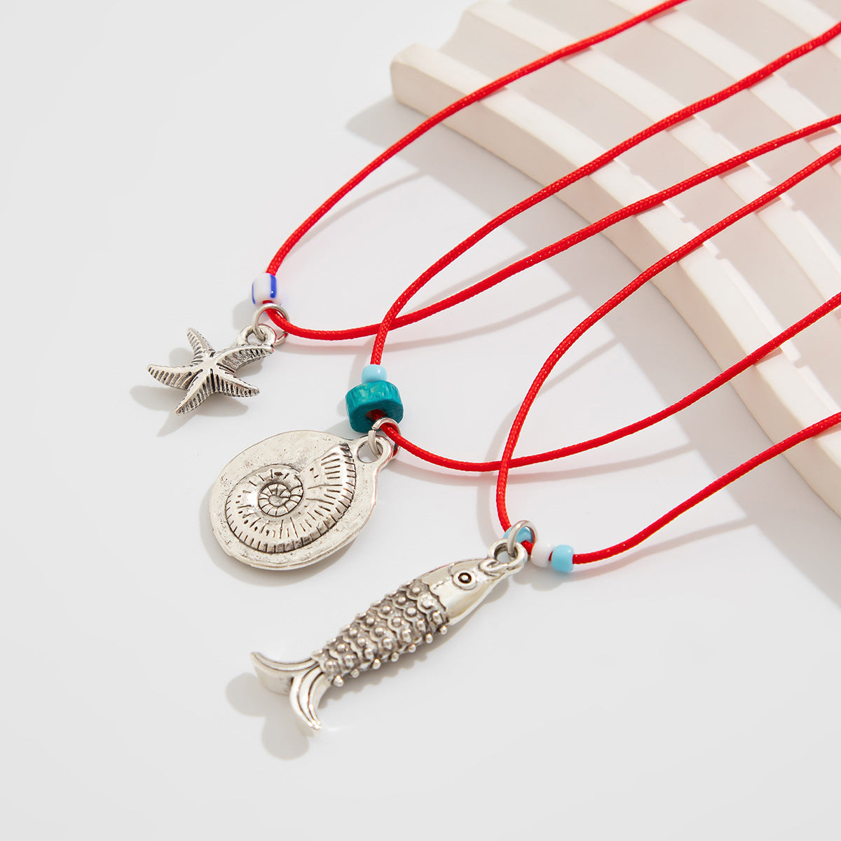Small fish shell pendant, collarbone chain, stacked wind disk, bead, multi-layer necklace for women