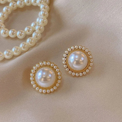 🌸 GlowLuxe BloomAura Earrings – Vintage-Inspired Luxury Flower Earrings