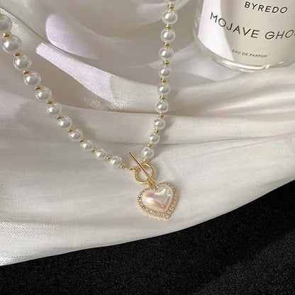 🤍 GlowLuxe PearlGrace Collar – Vintage-Inspired Imitation Pearl Clavicle Necklace