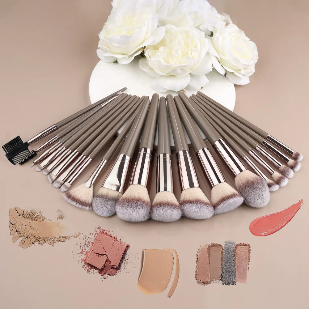 💄 GlowBlend ProKit – 3 to 20-Piece Professional Makeup Brush Set