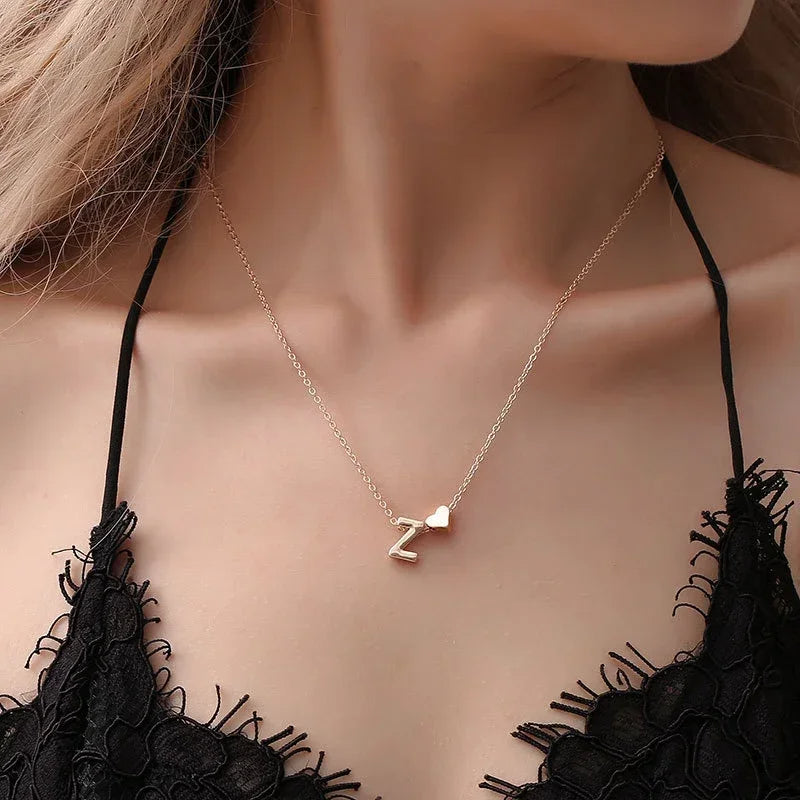 💛 GlowLuxe HeartMark Necklace – Gold Heart Pendant with Custom Initial