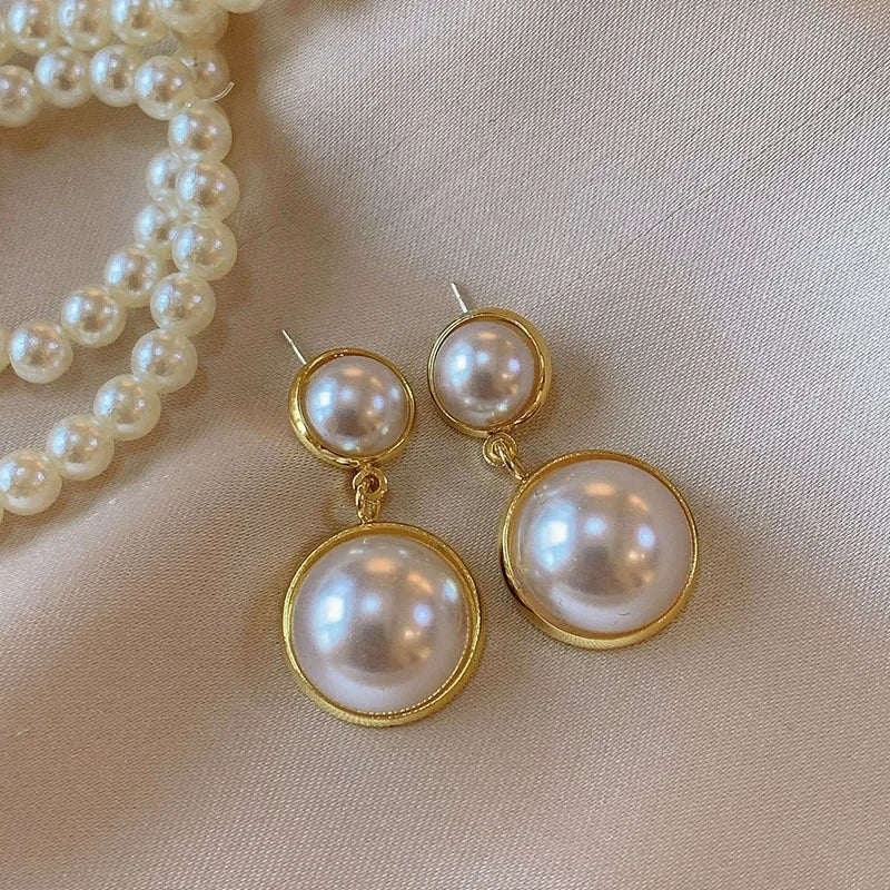 🌸 GlowLuxe BloomAura Earrings – Vintage-Inspired Luxury Flower Earrings