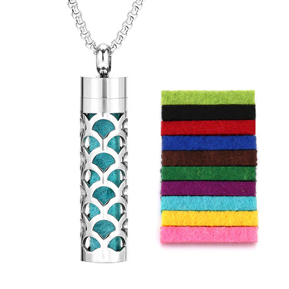 ❤️ GlowLuxe HeartTease Slip Chain Necklace – Adjustable Seductive Statement Choker