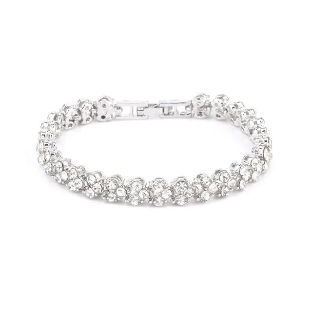💎 GlowCharm LuxeLink – Roman Crystal Geometric Chain Bracelet