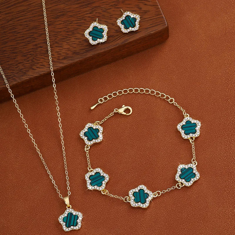 🌸 GlowLuxe FloraElegance Set – 3-Piece Stainless Steel Five-Leaf Flower Necklace, Earrings & Bracelet