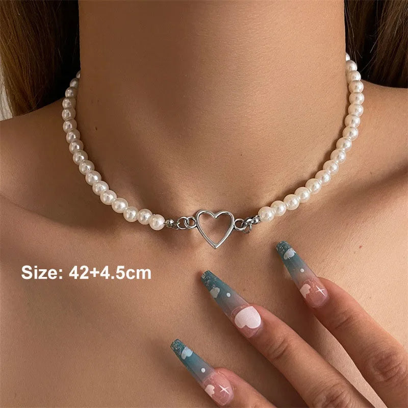🤍 GlowLuxe PearlGrace Collar – Vintage-Inspired Imitation Pearl Clavicle Necklace