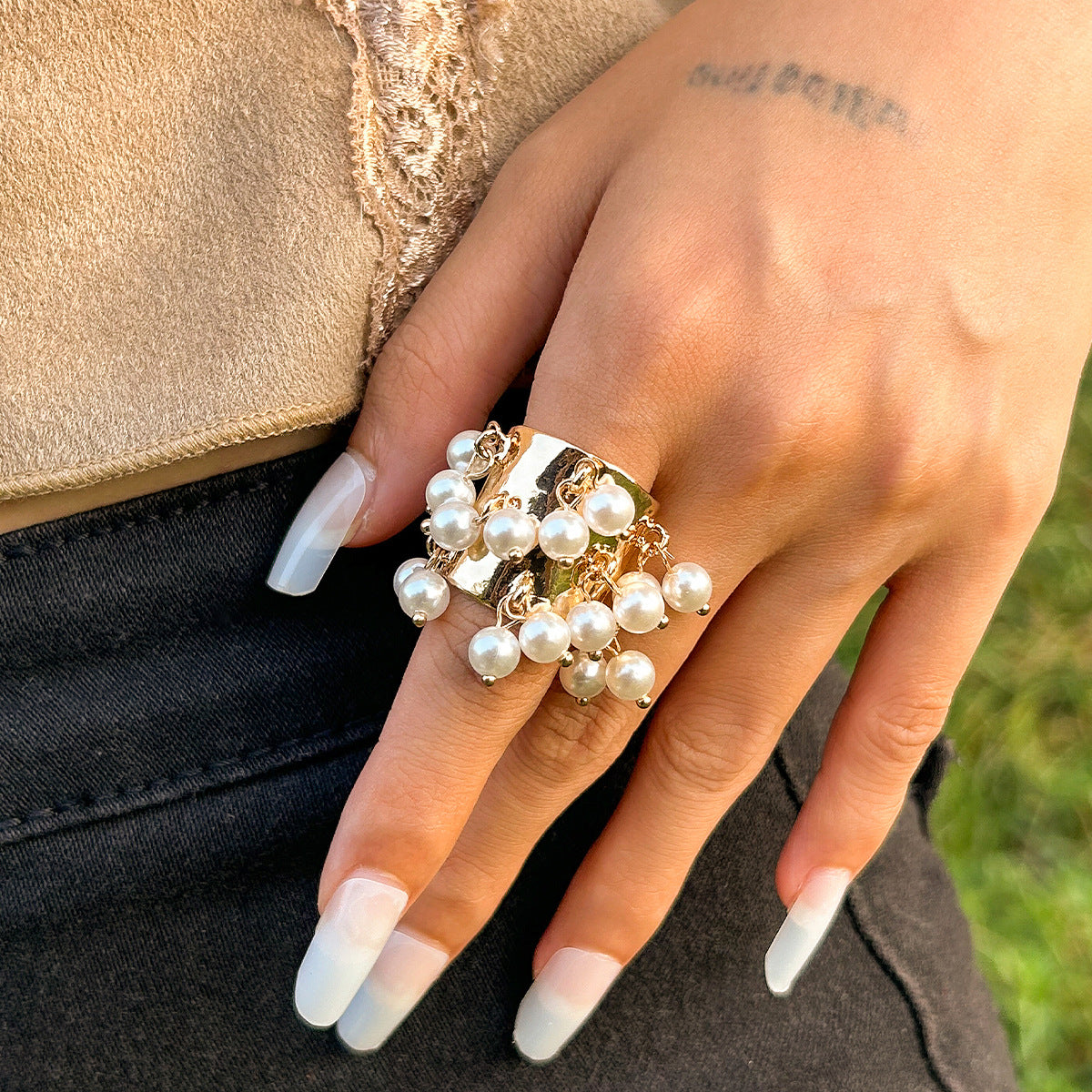 Vintage palace inlaid geometric ring, niche peacock stone circular alloy open ring